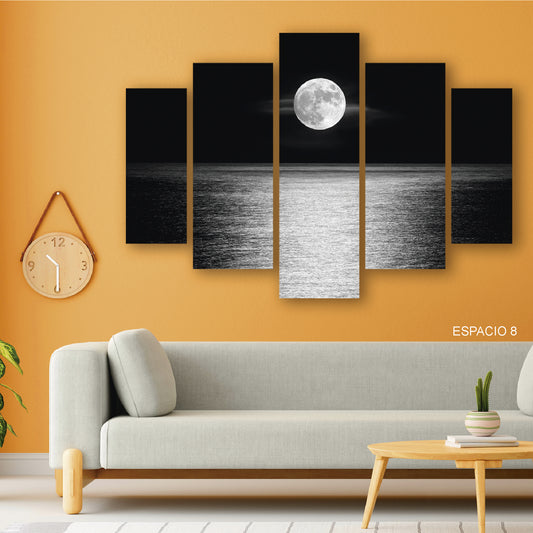 Cuadro Serenidad Lunar: La Luna y el Mar en Armonía