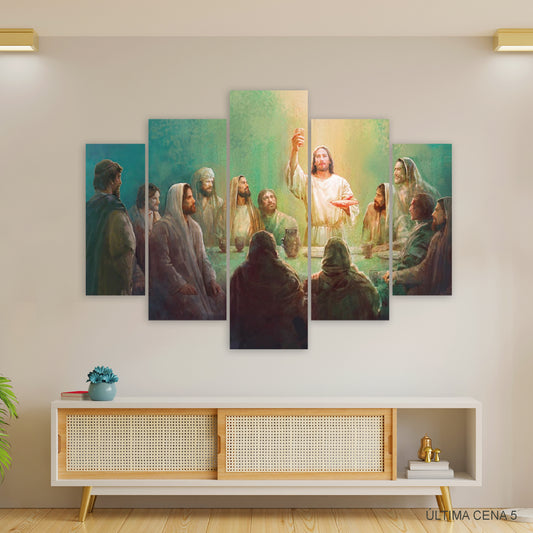 Cuadro Última Cena: Presencia Divina: Jesús de Pie en la Cena