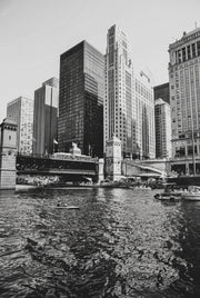 Grandeza - Bajo El Puente De Chicago