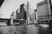 Grandeza - Bajo El Puente De Chicago